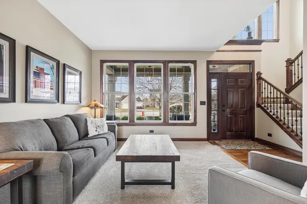 $529,900 | 1 McKenzie Court, Lake In The Hills, IL 60156