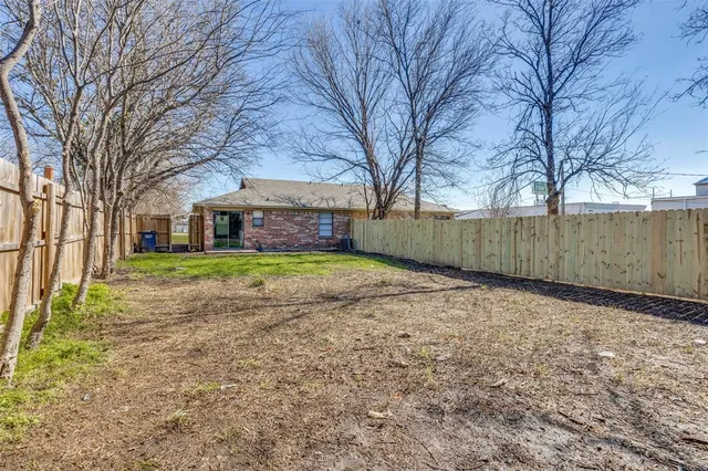 $1,350 | 3126 Hunter Street, Fort Worth, TX 76112