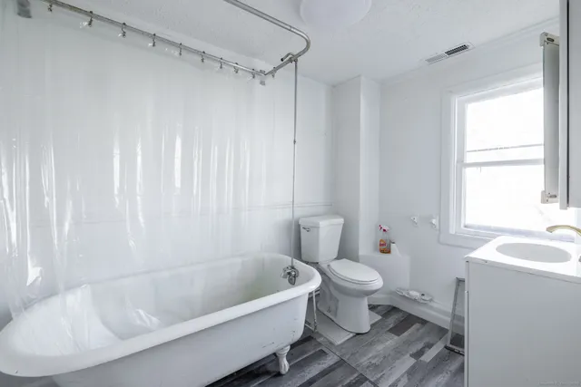 $318,888 | 301 Queen Street, Bristol, CT 06010