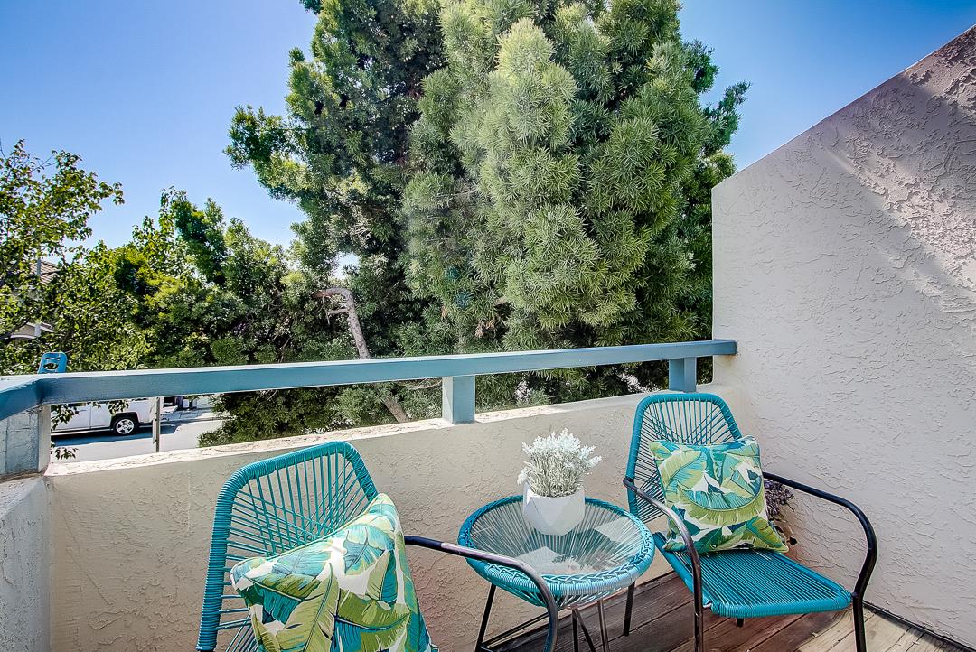 1303 Victoria Terrace Sunnyvale, CA 94087 - Photo 15 of 27 a view of balcony and deck