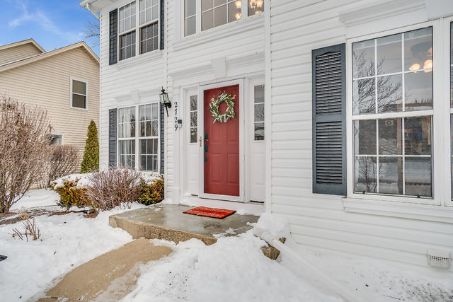 2729 Miller Road Geneva, IL 60134 - Photo 2 of 28