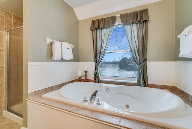 2729 Miller Road Geneva, IL 60134 - Photo 17 of 28