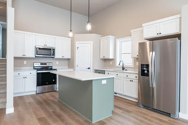 $315,000 | 6753 67th Avenue South, Horace, ND 58047