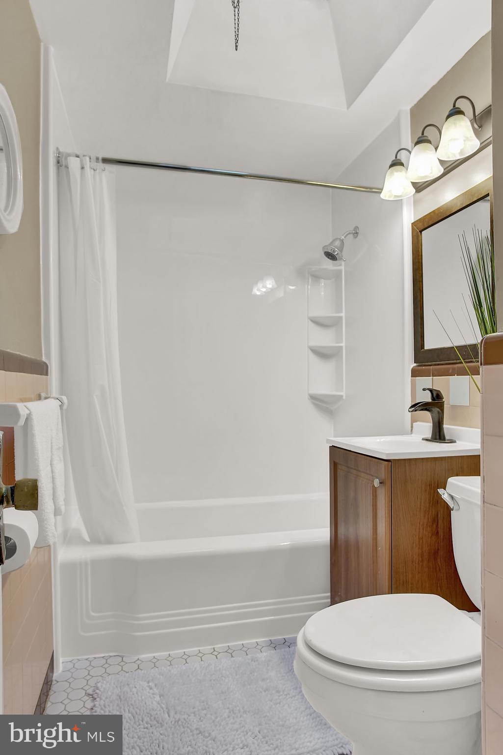 7955 Temple Road Philadelphia, PA 19150 - Photo 17 of 23 Gallery Image 17