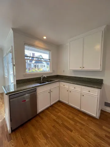 $7,500 | 1815 Carmelita Avenue, Burlingame, CA 94010