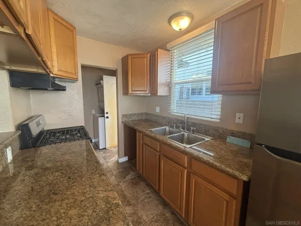 $4,950 | 514 South The Strand, Unit A, Oceanside, CA 92054