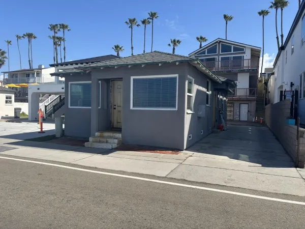 $4,950 | 514 South The Strand, Unit A, Oceanside, CA 92054
