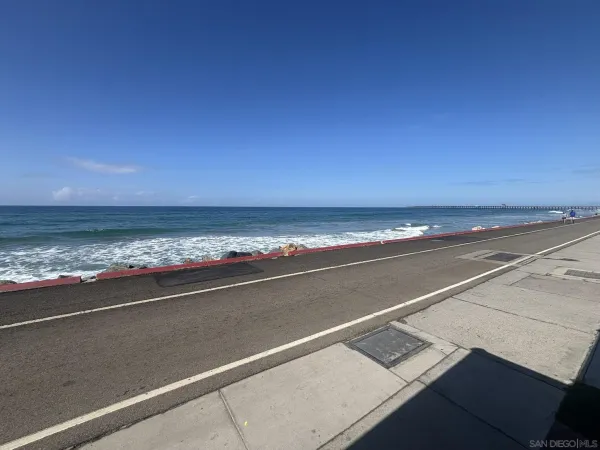 $4,950 | 514 South The Strand, Unit A, Oceanside, CA 92054