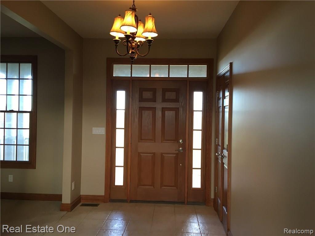 5323 Martin Road Capac, MI 48014 - Photo 3 of 19 ENTRY FOYER.jpg