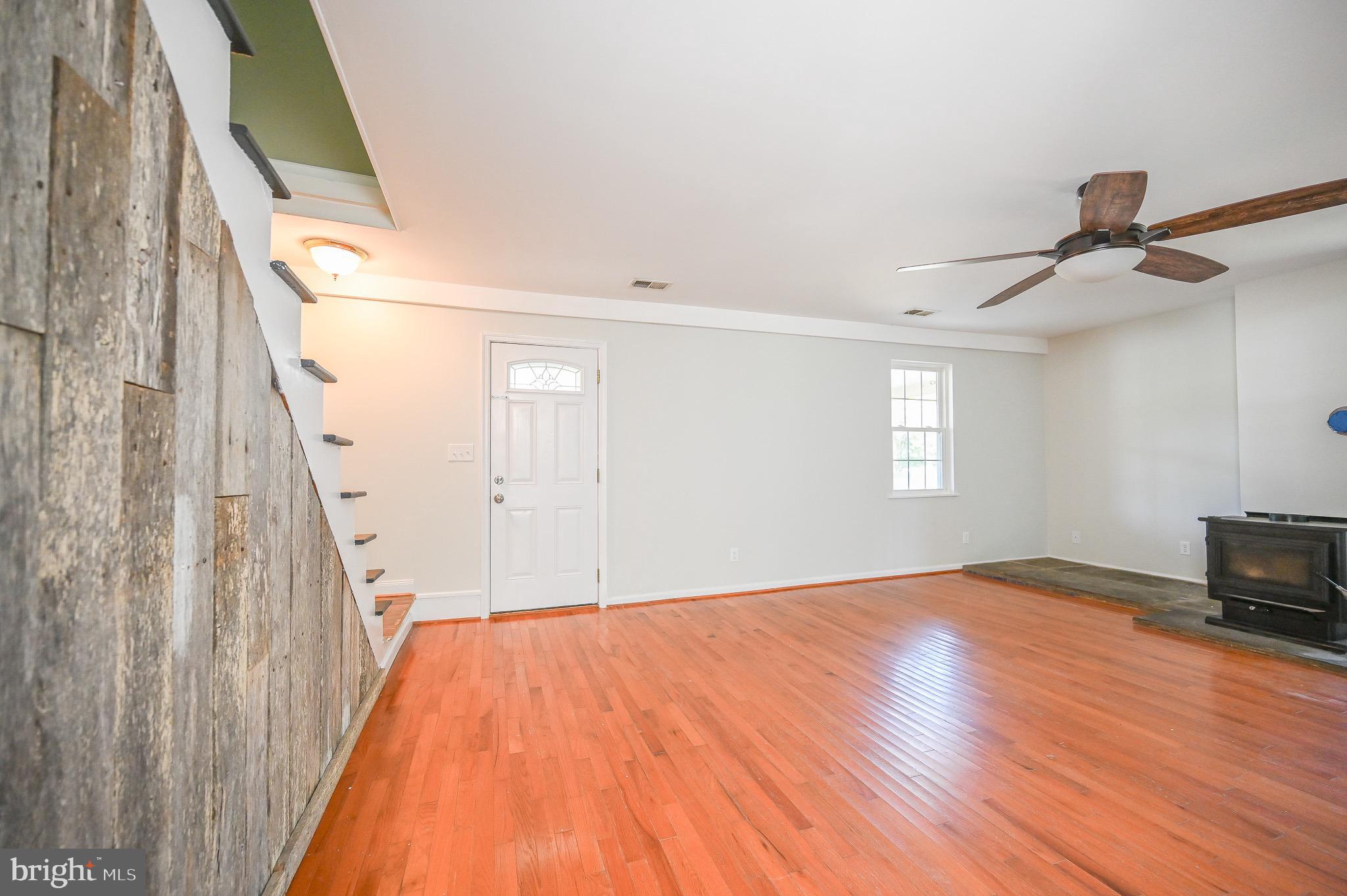 357 Cropp Road Fredericksburg, VA 22406 - Photo 13 of 32 Hard wood floors