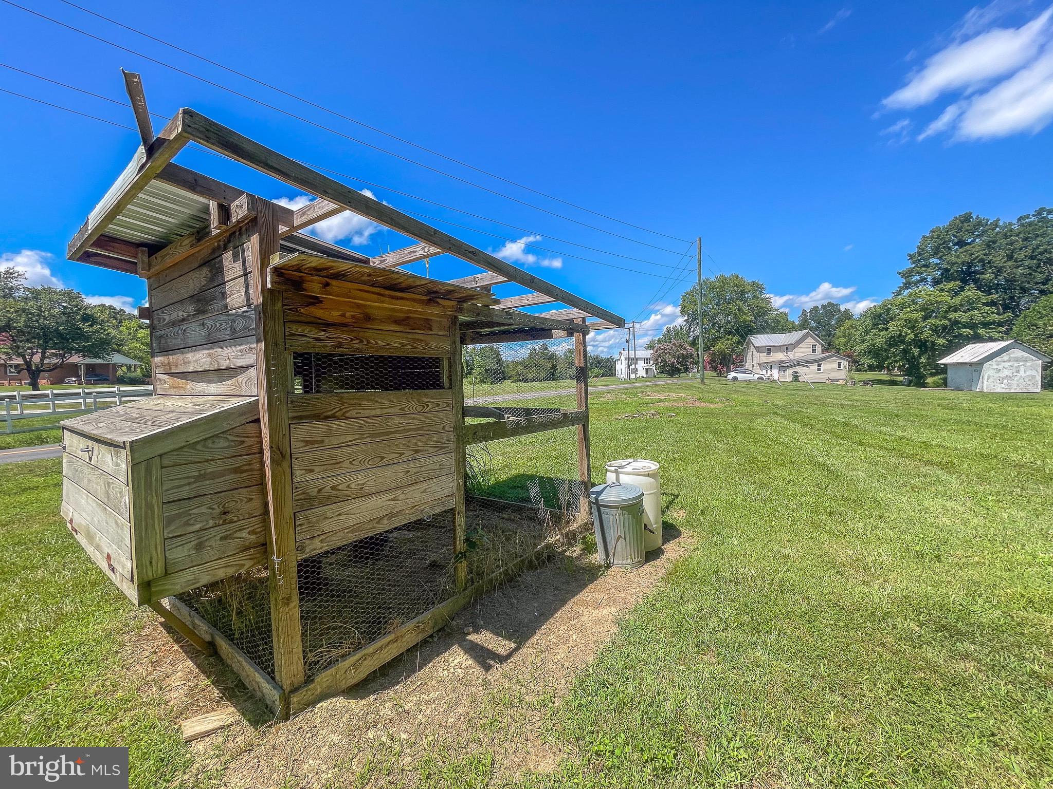 357 Cropp Road Fredericksburg, VA 22406 - Photo 5 of 32 Chicken Coop comes with!