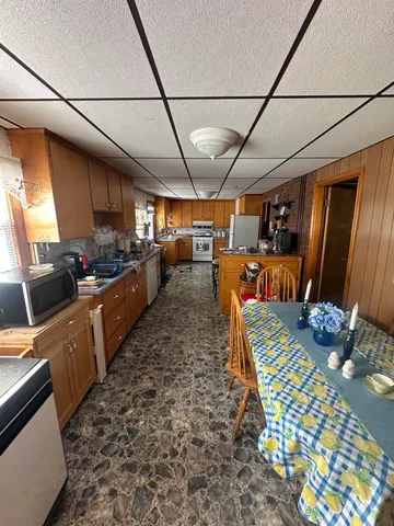 $189,900 | 408 Katahdin Avenue, Millinocket, ME 04462