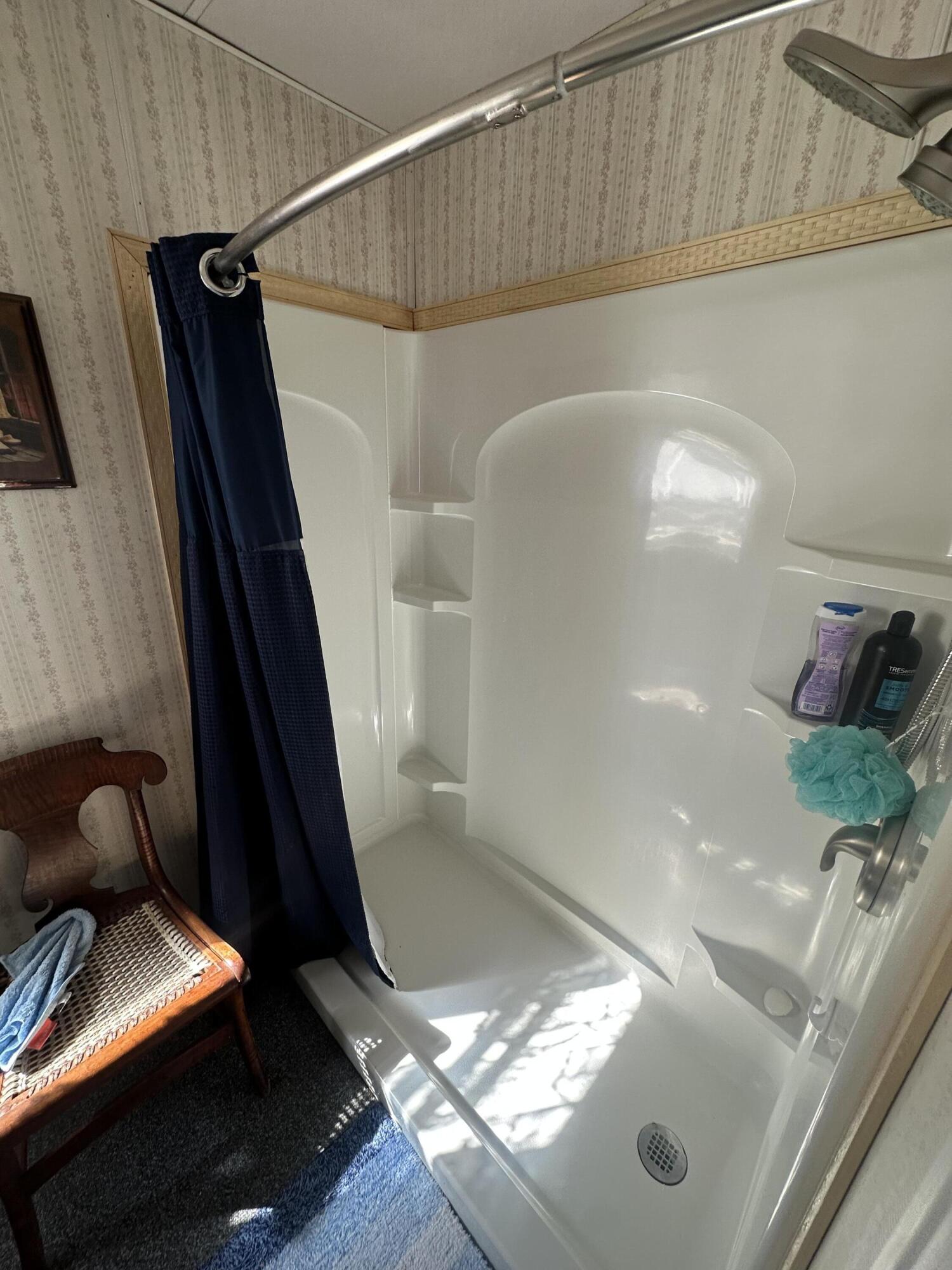 408 Katahdin Avenue Millinocket, ME 04462 - Photo 9 of 29 38932CF7-EEBA-42AA-9DBF-5CC19A5409C2