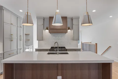 $1,795,000 | 3740 North Racine Avenue, Unit 2, Chicago, IL 60613