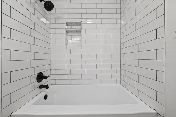 $2,500 | 2018 Village Ct Lane, Rosenberg, TX 77471