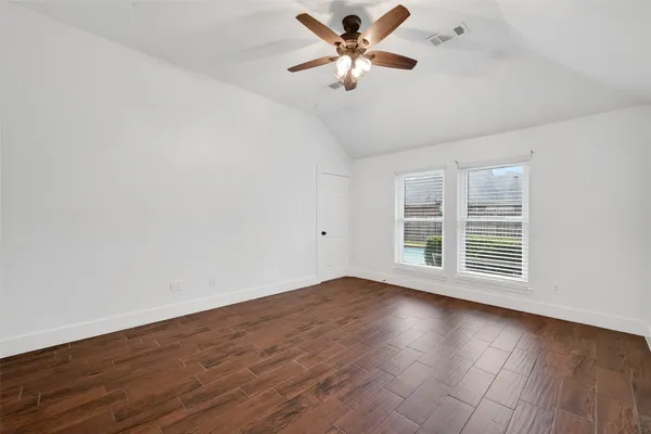 $2,500 | 2018 Village Ct Lane, Rosenberg, TX 77471