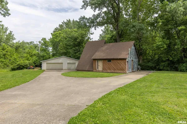 $190,000 | 4400 North 12th Street, Quincy, IL 62305