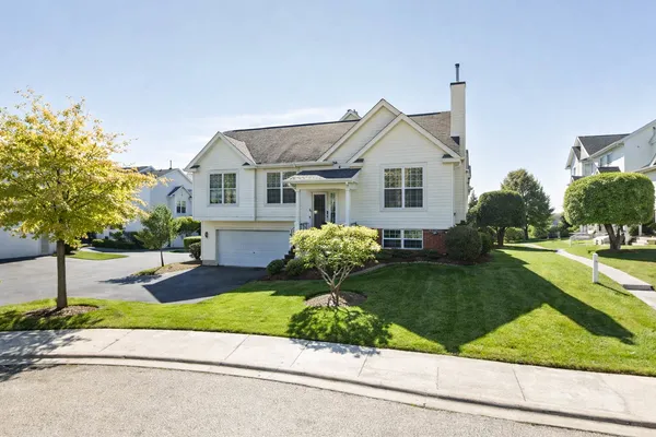 $299,000 | 17453 Teton Circle, Lockport, IL 60441