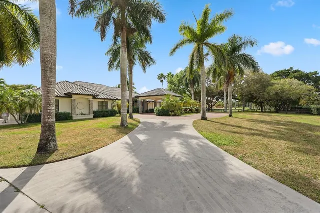 $15,000 | 10630 El Caballo Court, Delray Beach, FL 33446