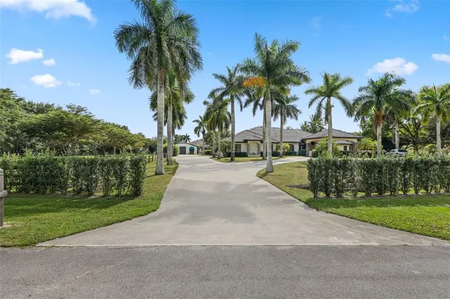 $15,000 | 10630 El Caballo Court, Delray Beach, FL 33446