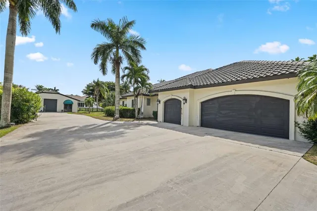 $15,000 | 10630 El Caballo Court, Delray Beach, FL 33446