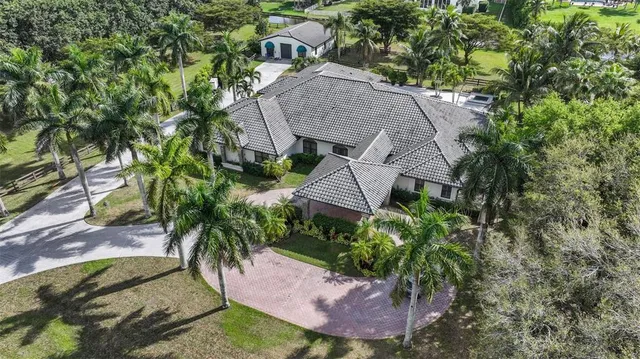 $15,000 | 10630 El Caballo Court, Delray Beach, FL 33446