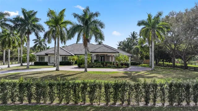 $15,000 | 10630 El Caballo Court, Delray Beach, FL 33446