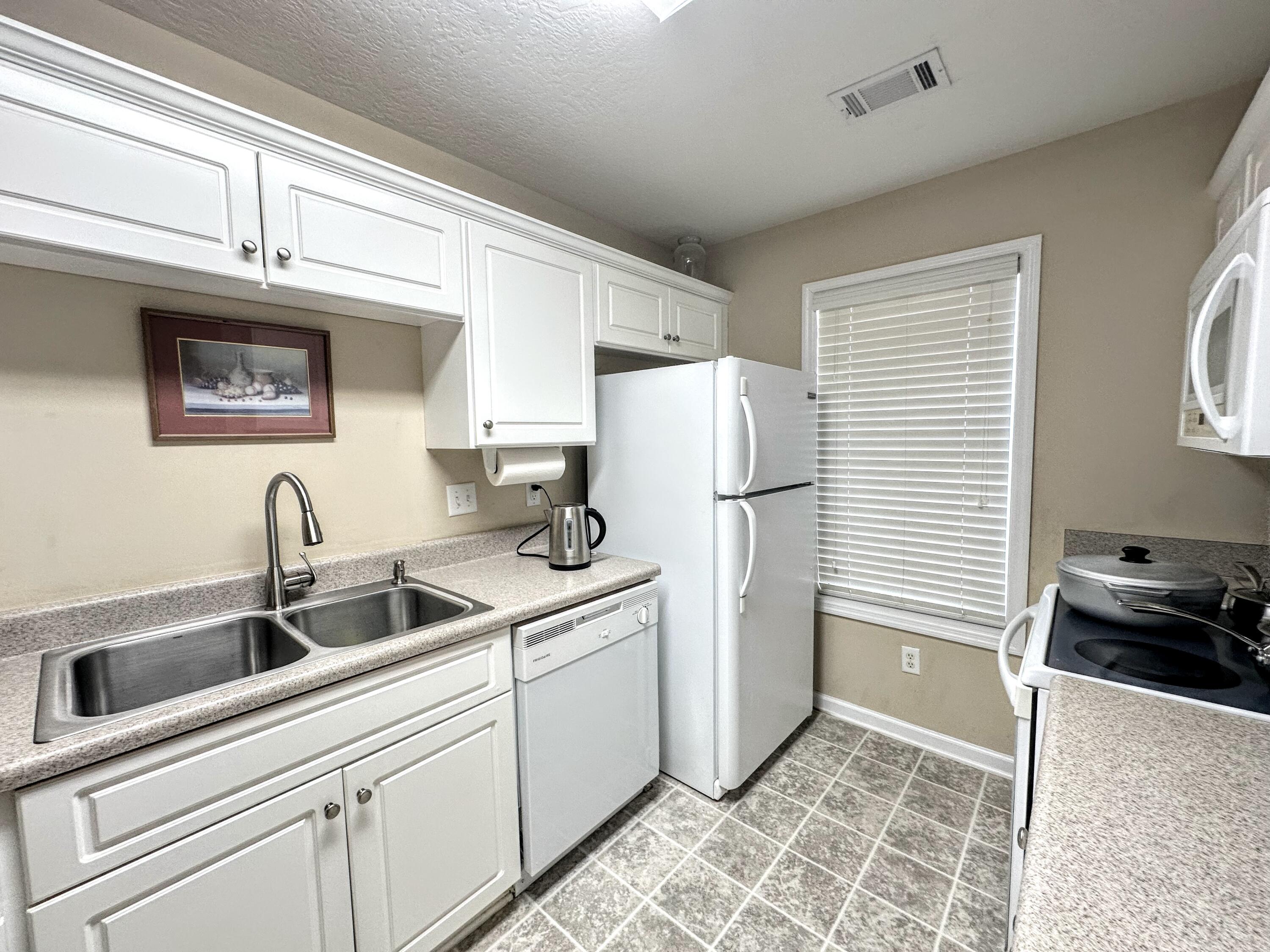 5249 Aruba Circle Augusta, GA 30909 - Photo 11 of 24 dishwasher and frig