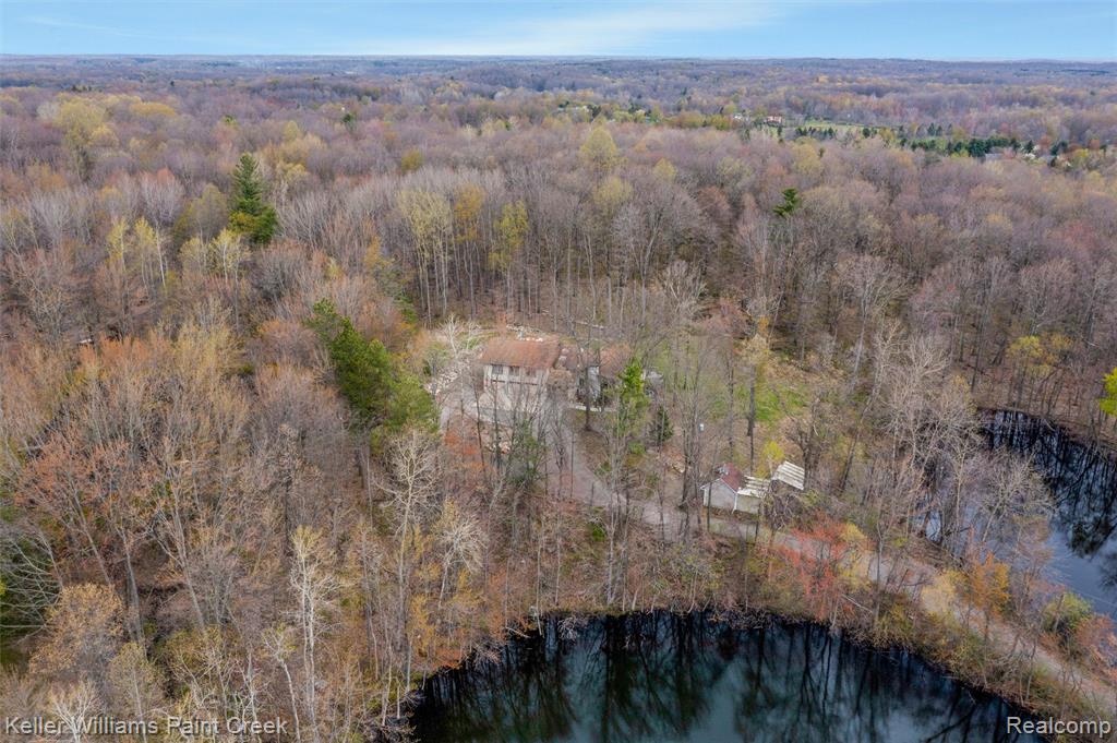 2390 Noble Road Oxford, MI 48370 - Photo 3 of 60 Gallery Image 3
