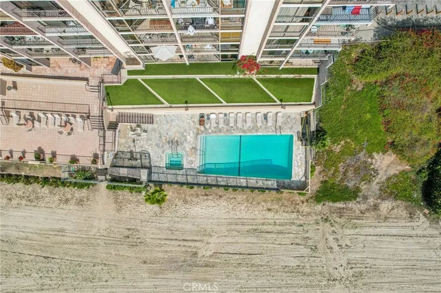 $574,999 | 1750 East Ocean Boulevard, Unit 102, Long Beach, CA 90802