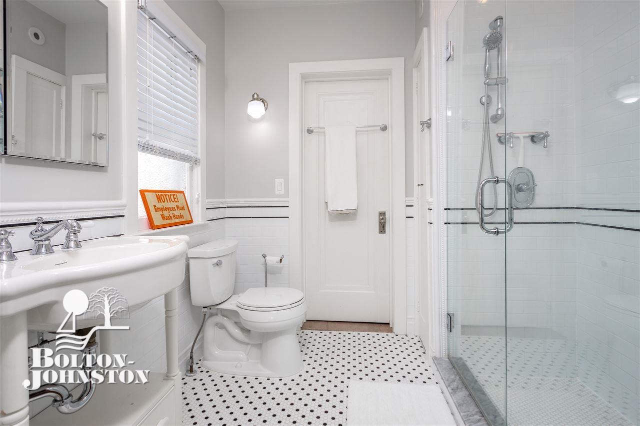 580 Neff Road Grosse Pointe, MI 48230 - Photo 16 of 37