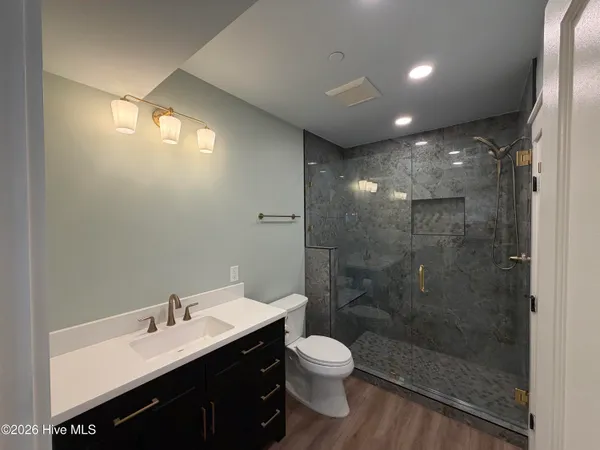 $2,295 | 116 North Howe Street, Unit B, Southport, NC 28461