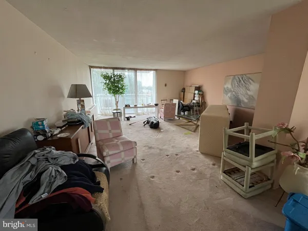 $52,990 | 6210 Park Heights Avenue, Unit 601, Baltimore, MD 21215