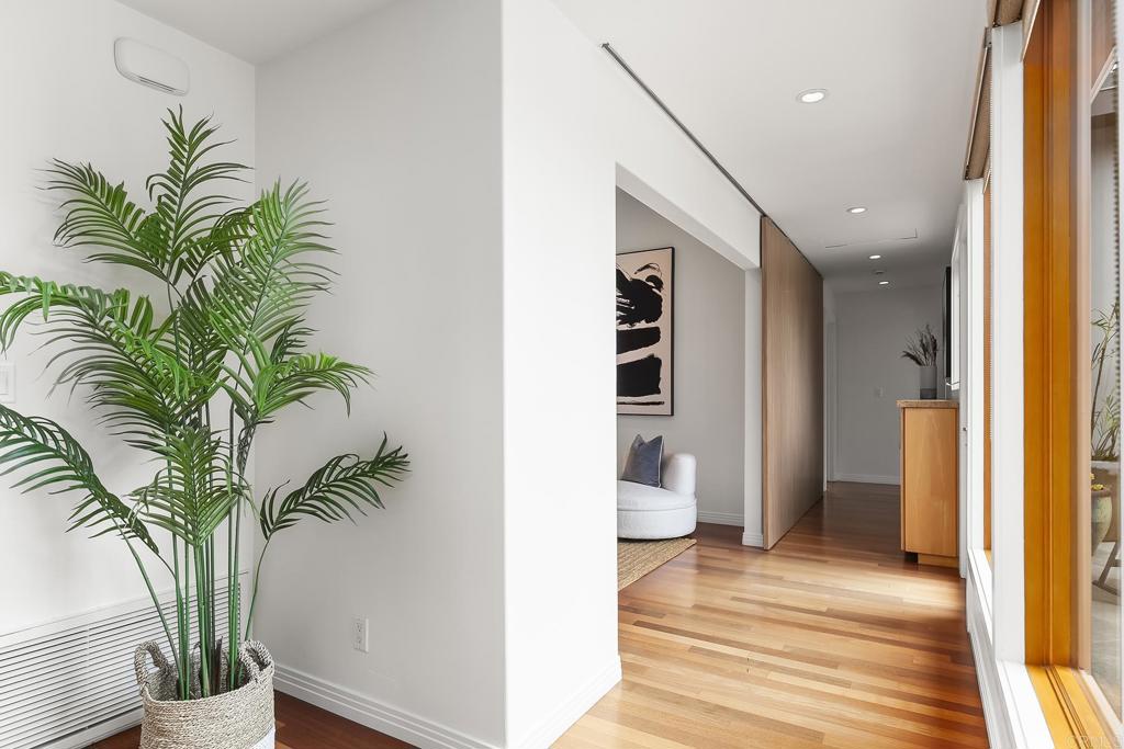 645 Glenmont Drive Solana Beach, CA 92075 - Photo 7 of 31