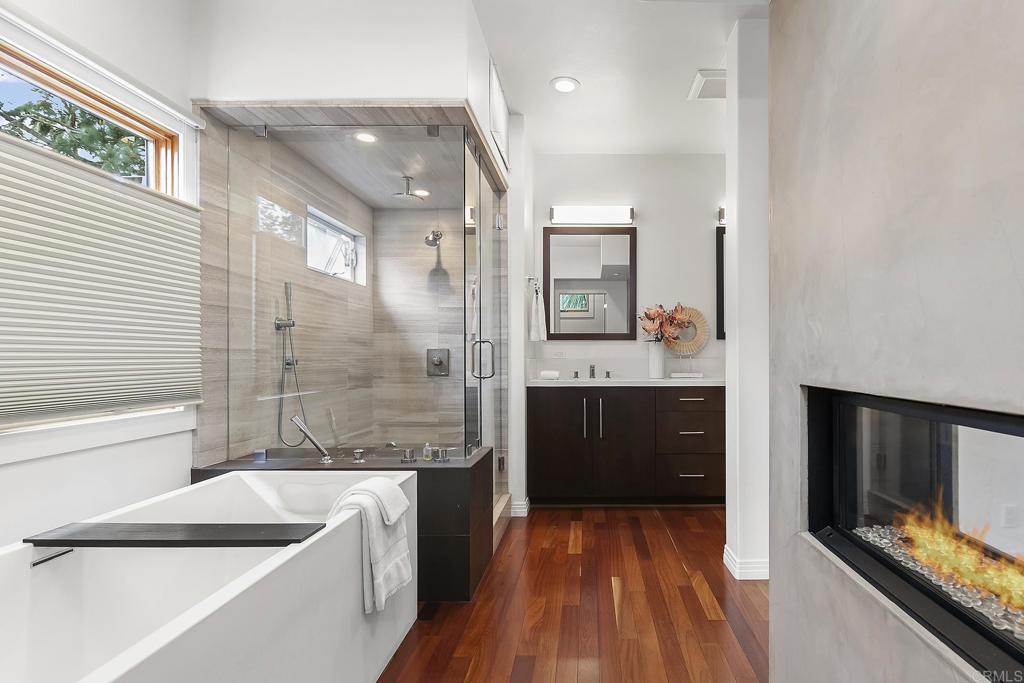 645 Glenmont Drive Solana Beach, CA 92075 - Photo 10 of 31