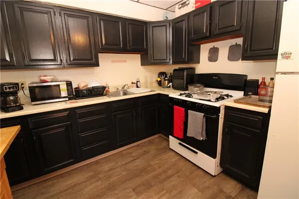 $112,000 | 114 Greydon Avenue, McKees Rocks, PA 15136