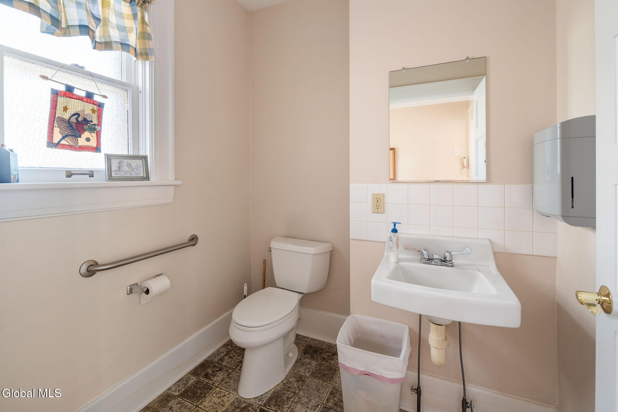 Undisclosed Address Schenectady, NY 12308 - Photo 17 of 46 17-1214UnionSt_17