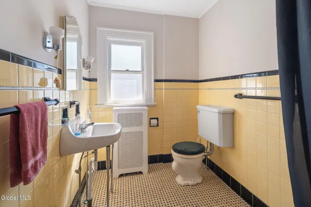 $450,000 | Undisclosed Address, Schenectady, NY 12308