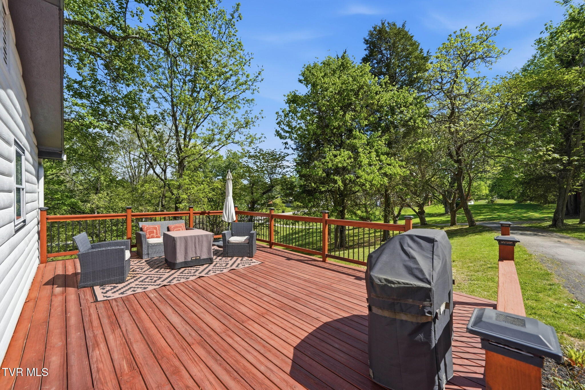 241 Summer Sound Road Piney Flats, TN 37686 - Photo 2 of 60 34-web-or-mls-241 Summer Sound Rd-4