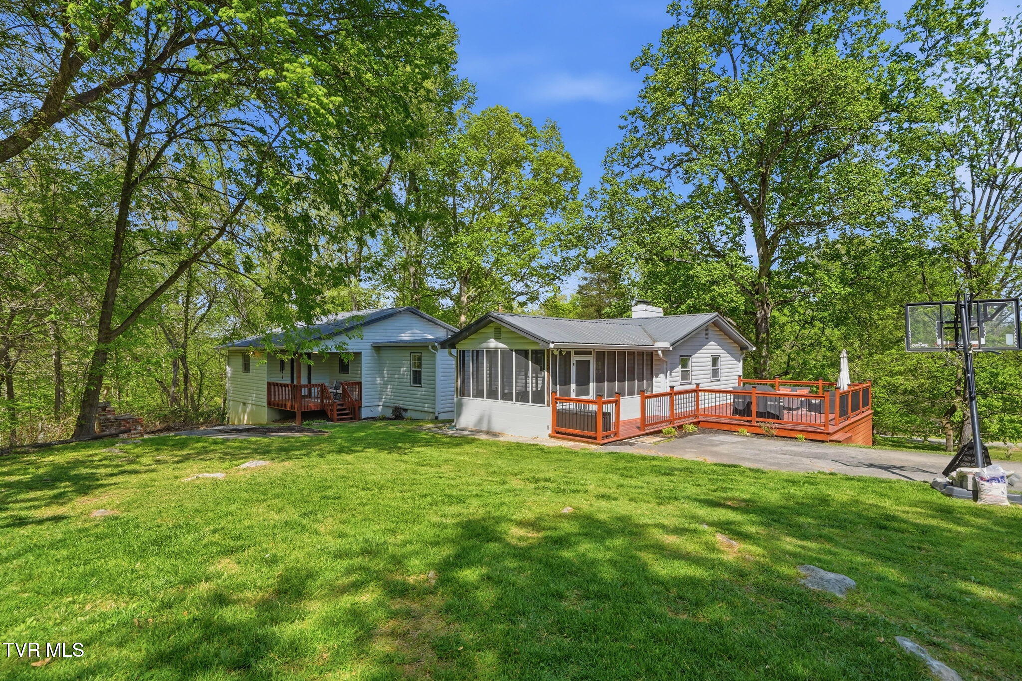 241 Summer Sound Road Piney Flats, TN 37686 - Photo 36 of 60 23-web-or-mls-241 Summer Sound Rd-3