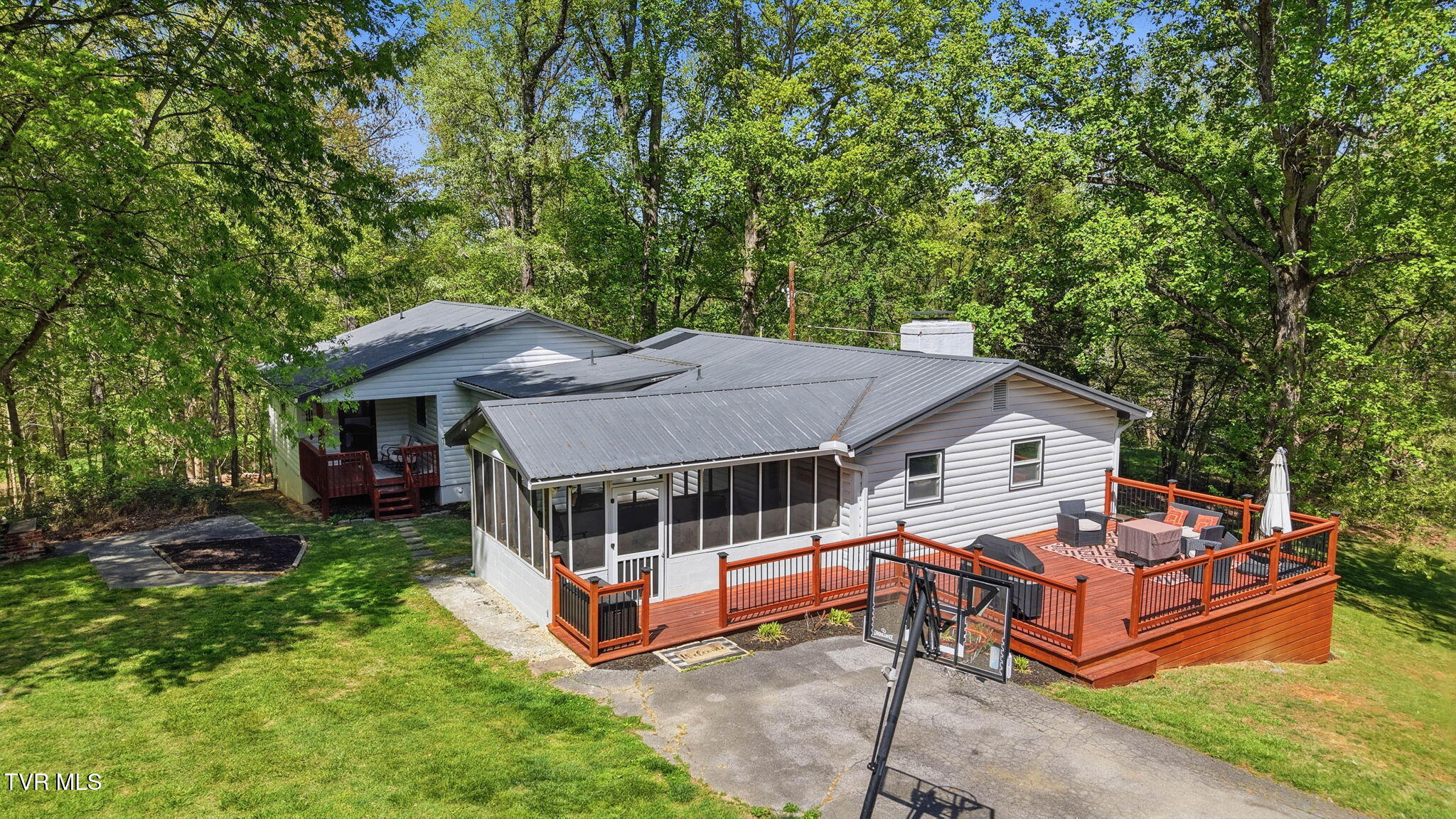 241 Summer Sound Road Piney Flats, TN 37686 - Photo 51 of 60 46-web-or-mls-241 Summer Sound Rd-50