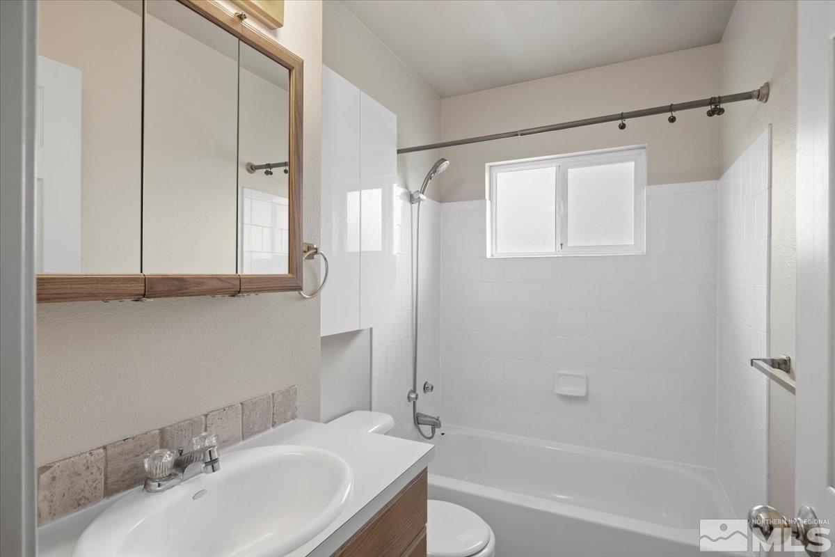 1920 Arcane Avenue Reno, NV 89503 - Photo 4 of 33 Photo 4
