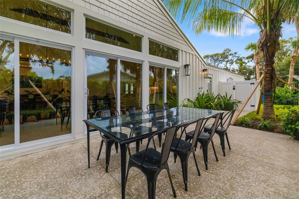 1705 Field Road Sarasota, FL 34231 - Photo 48 of 81 Gallery Image 48
