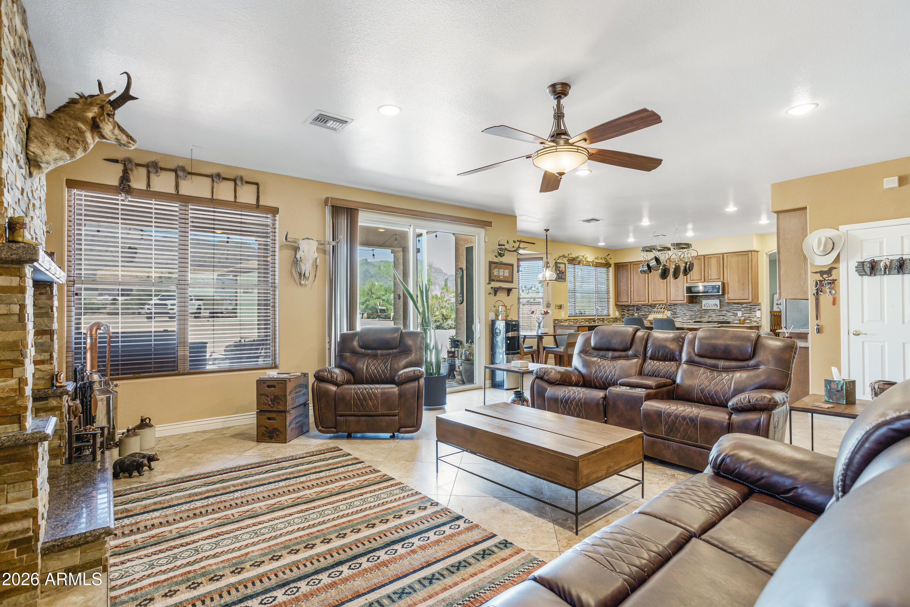 83 South Geronimo Road Apache Junction, AZ 85119 - Photo 6 of 69