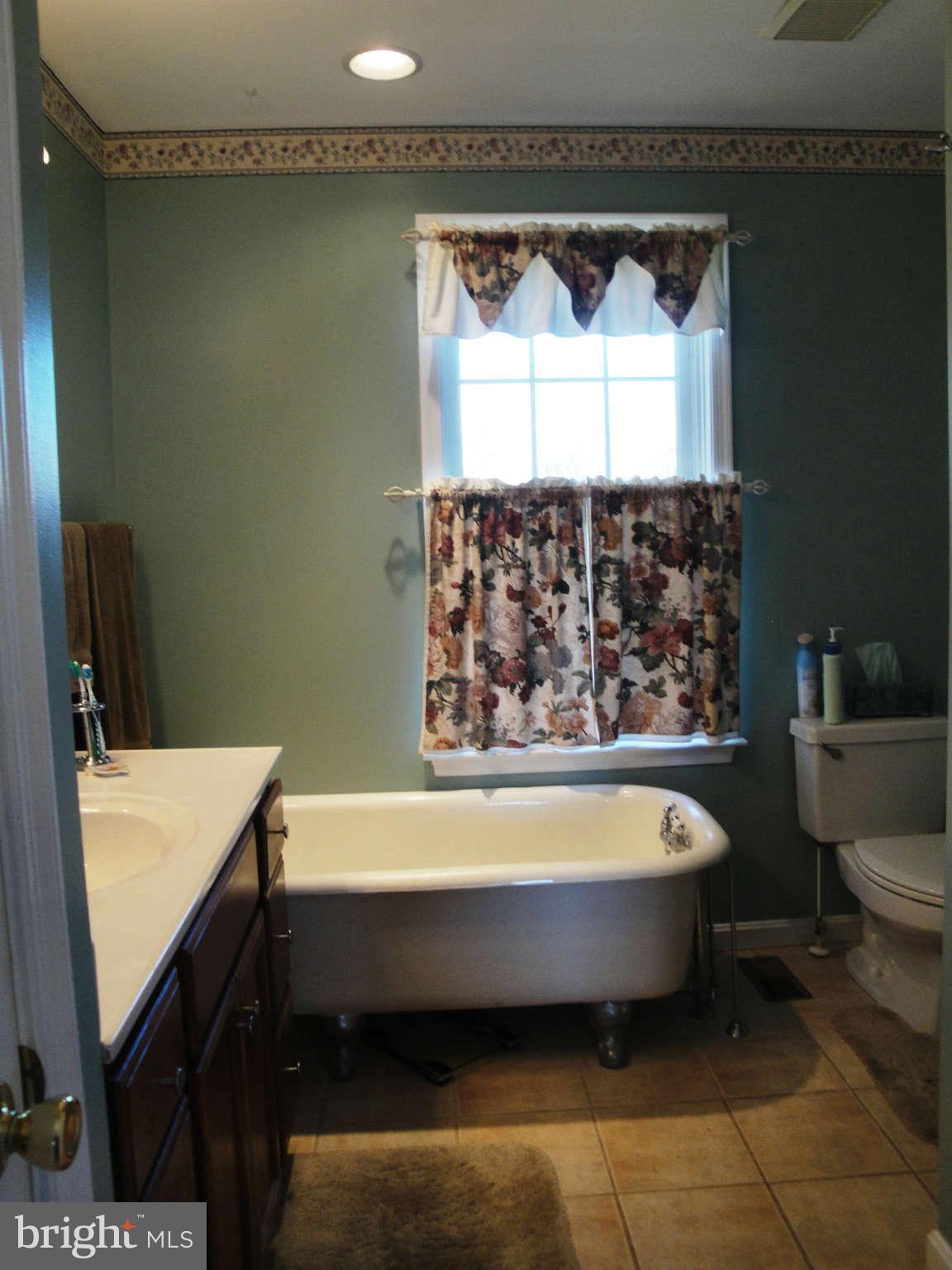 832 East Wheel Road Bel Air, MD 21015 - Photo 17 of 30 Bath (Master)