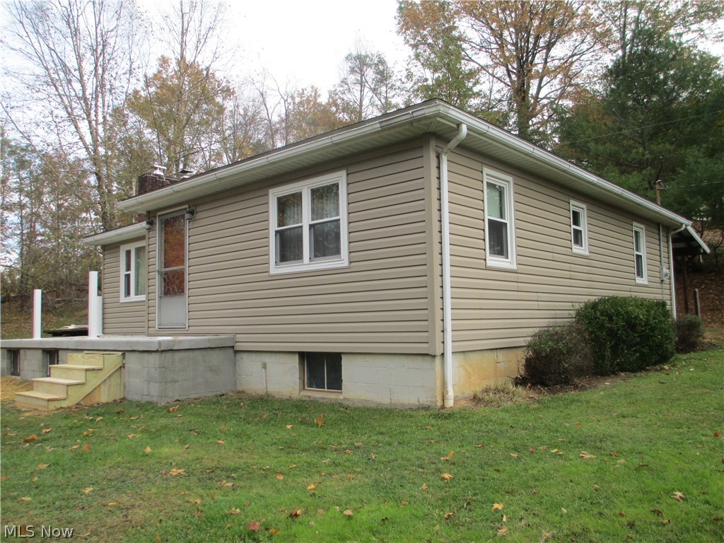 64350 Morrison Road Cambridge, OH 43725 - Photo 2 of 19