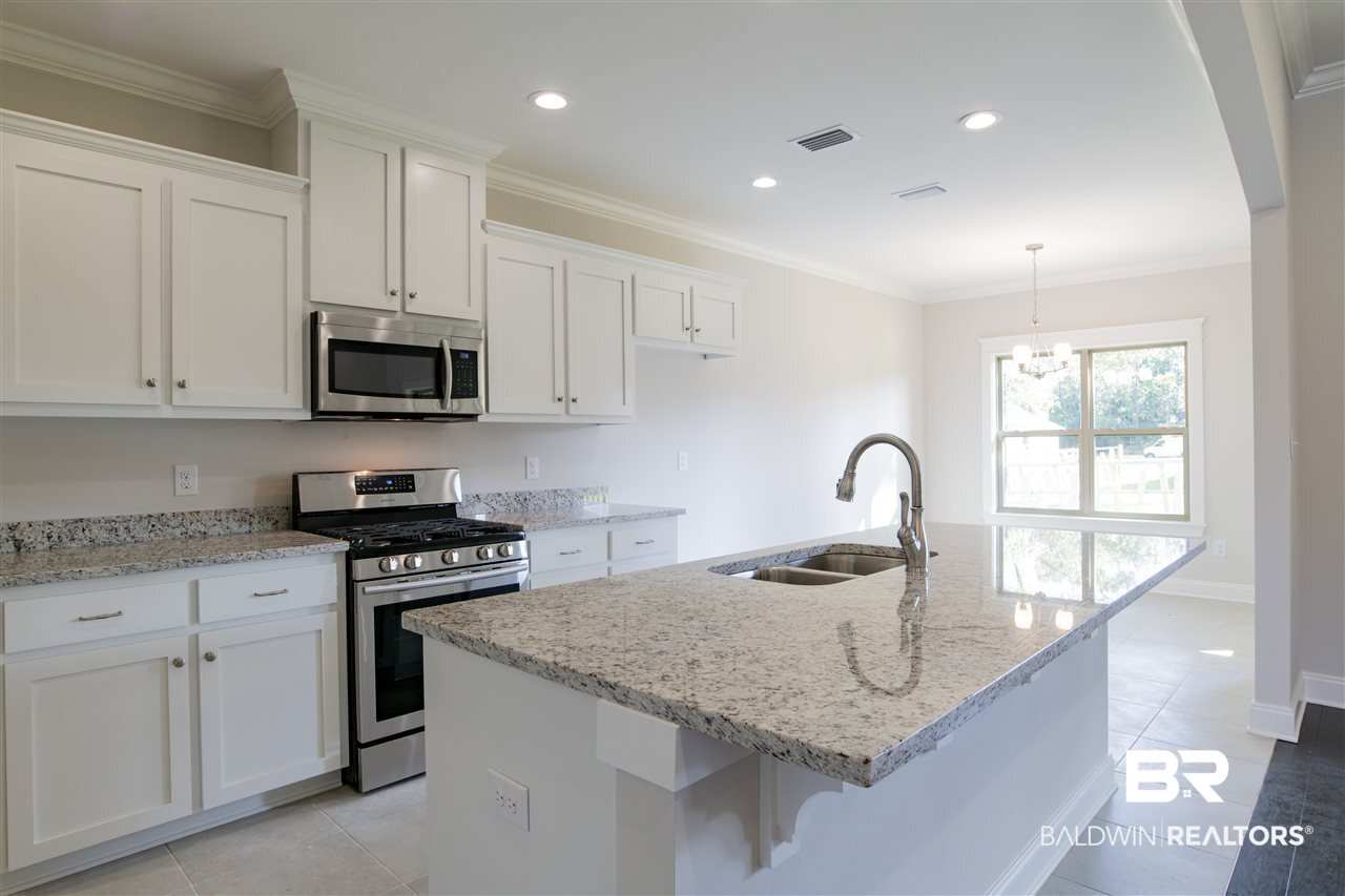 12065 Aurora Way Daphne, AL 36527 - Photo 12 of 37