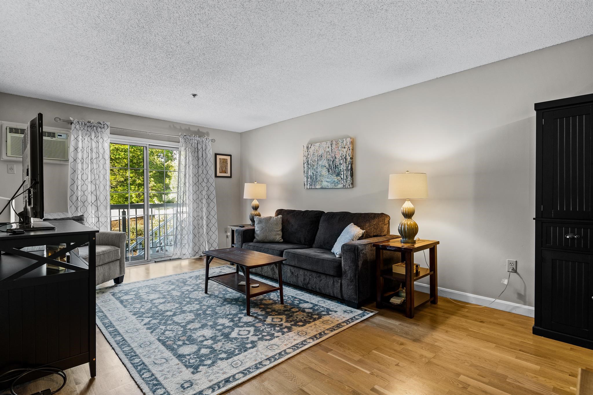 490 River Road, Unit 13 Manchester, NH 03104 - Photo 2 of 27