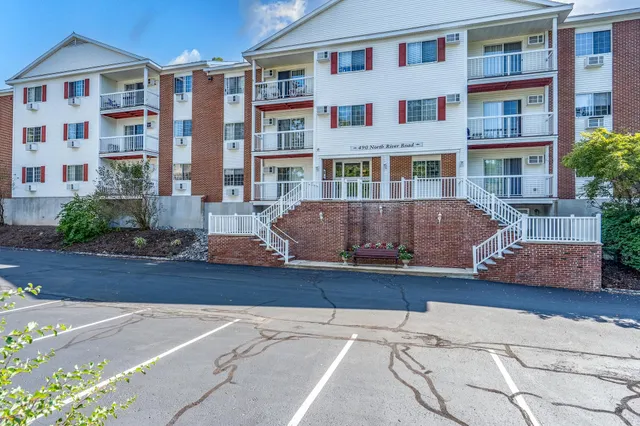$228,000 | 490 River Road, Unit 13, Manchester, NH 03104