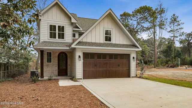 $2,750 | 1405 North May Street, Southern Pines, NC 28387